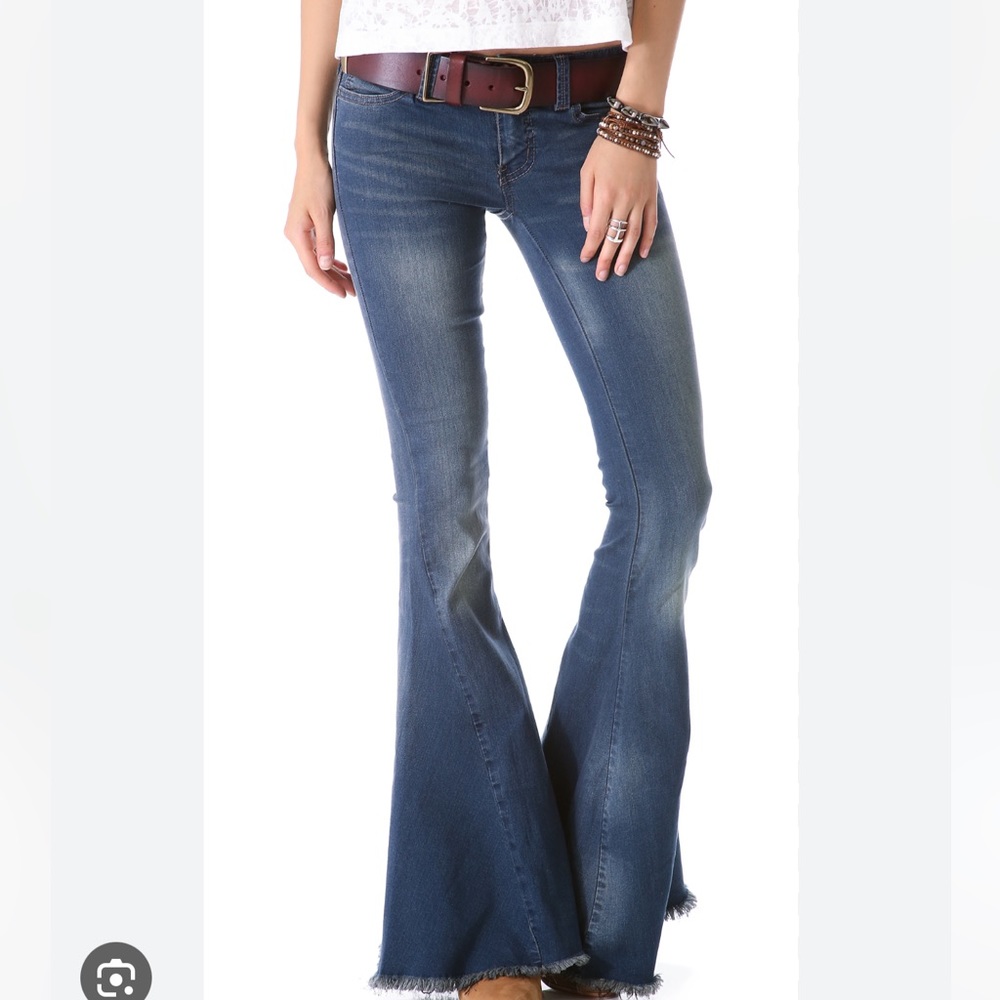 Vintage Free People Super Flare Raw Hem Low Rise Bell Bottom Jeans 24